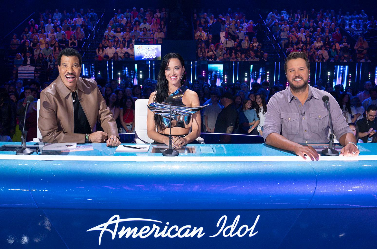 1) ⁢American ⁣Idol (TV Show, 2004). ⁢Alan takes‌ on a new role in ‍Americas beloved singing competition show