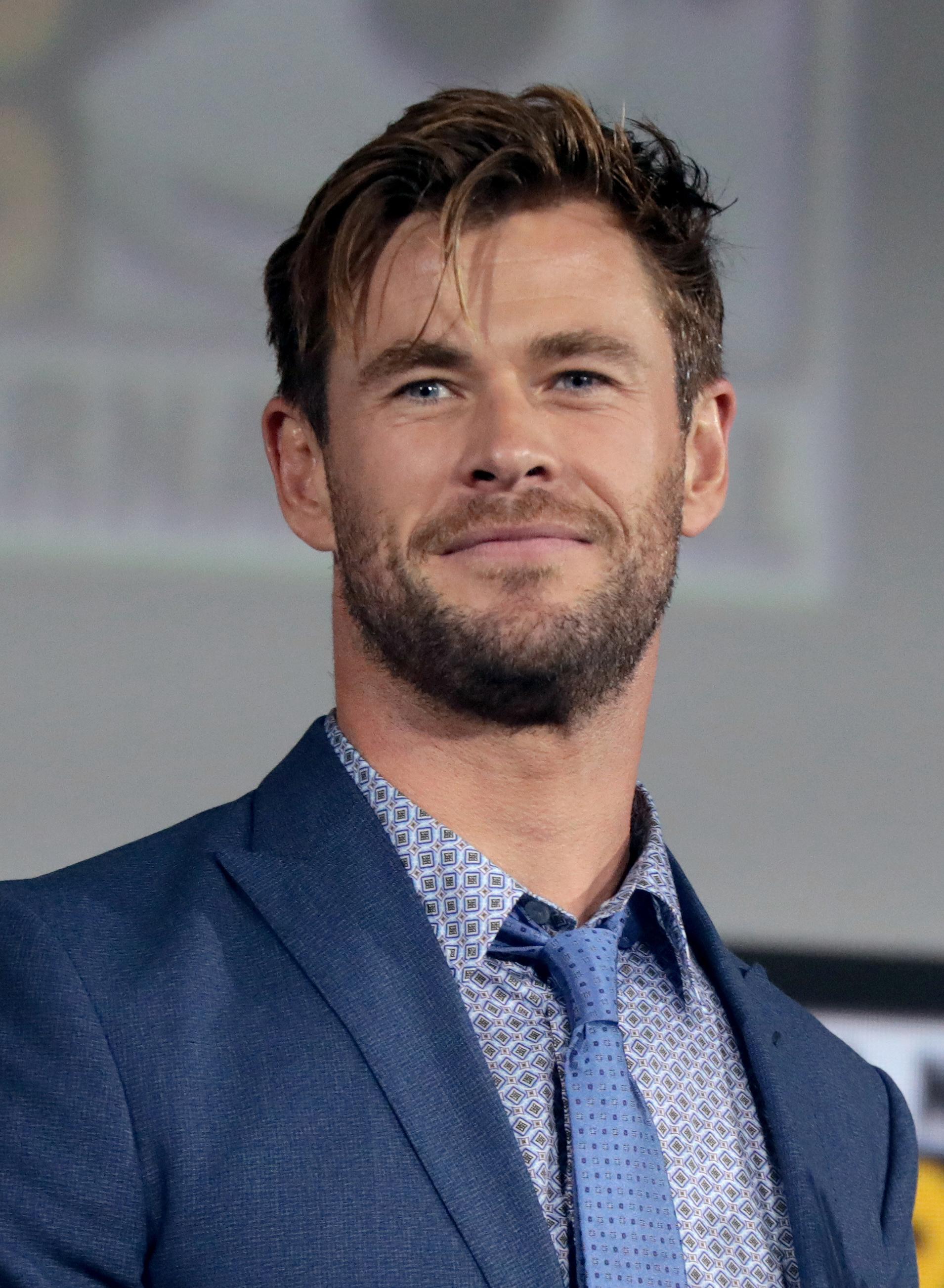 Chris‌ Hemsworth - ​This Australian⁤ actor is not just the God of‌ Thunder in the Marvel ‌Universe, but ⁢also holds reign over many ​hearts around⁤ the globe