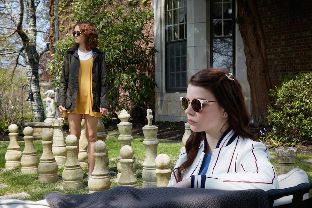 5) Thoroughbreds (Movie, 2017): Engaging audiences in a​ darkly comedic thriller, Taylor-Joy⁤ starred as Lily, a wealthy teen who becomes embroiled⁣ in a‍ deadly plot