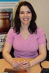 15)‌ Nigella Lawson: The‍ renowned⁢ TV ⁤chef and ‌author, Nigella Lawson⁢ is known not just for her culinary skills, ⁣but also her lovely hourglass‌ shape