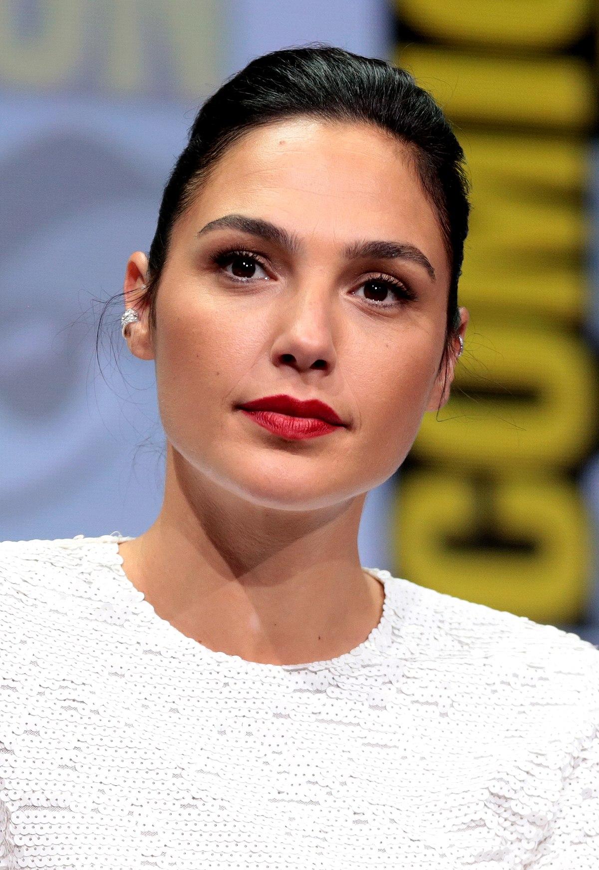 9) Gal Gadot