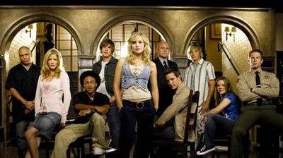 11) Veronica Mars ‍(2005) - ⁢TV Show