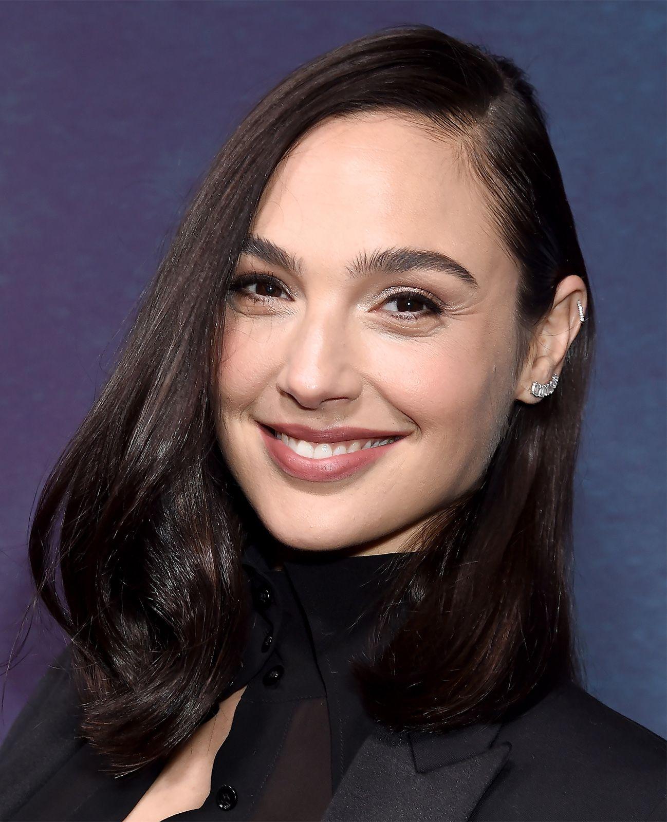 43) Gal Gadot