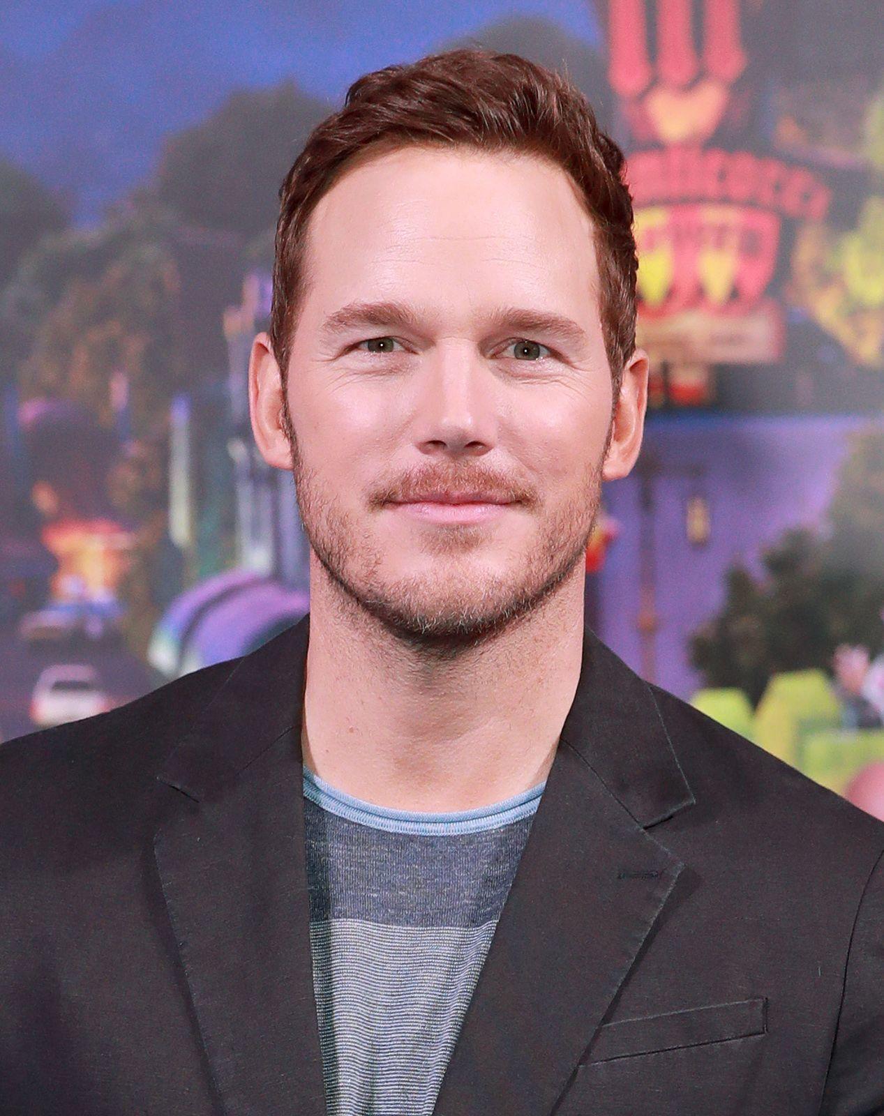 2) Chris⁢ Pratt: ⁣Cinemas Favorite Action-Star Surpassing Boundaries